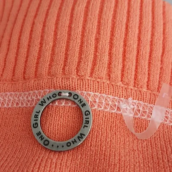 One Girl Who vintage peach top - Picture 5 of 10